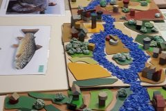 Mises bout à bout, les maquettes de chaque groupe forment un fleuve, de sa source à son embouchure !
